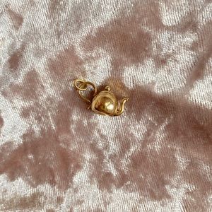 14K Gold Teapot/Genie Lamp Charm